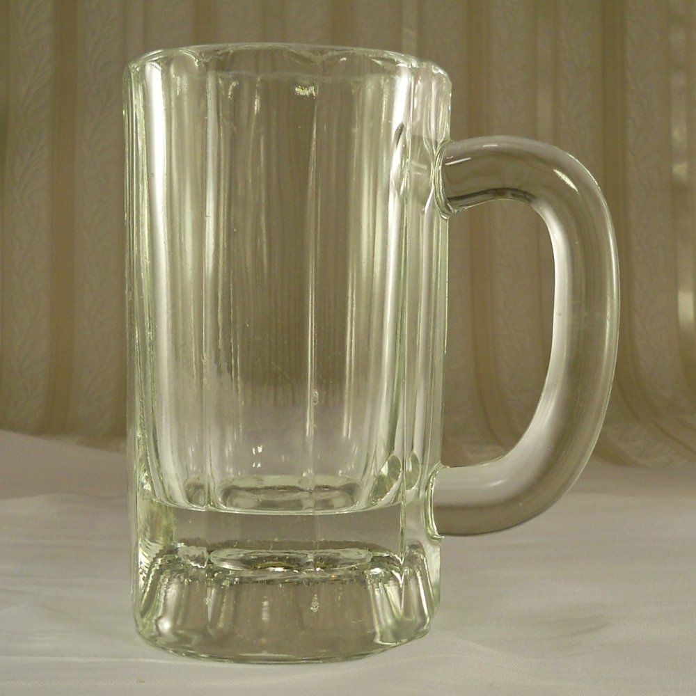Vintage 10zo. Old fashioned Paneled Beer *Mug